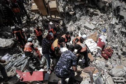 Gazze'de can kaybı 71 bin 562'ye yükseldi