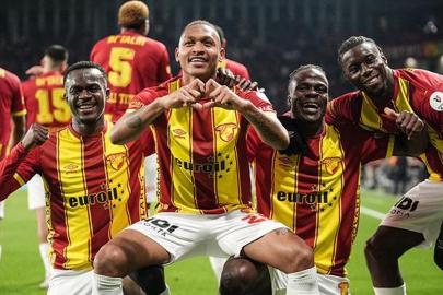 Göztepe 3 puanı 3 golle aldı... Göztepe - Çaykur Rizespor maç sonucu 3-1