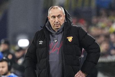 Göztepe teknik direktörü Stanimir Stoilov: 'Takım kurmakta zorlandık'