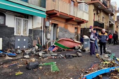 Harry fırtınası Malta, Korsika ve Katalonya'yı sele boğdu