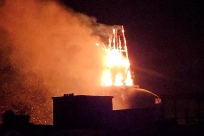 Hollanda'da tarihi Vondelkerk Kilisesi'nde yangın