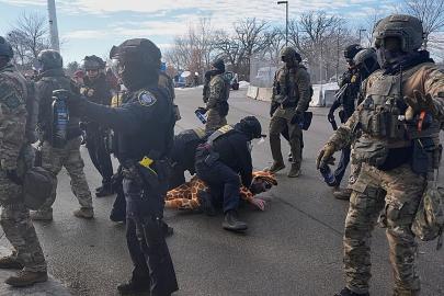 ICE ajanlarının Milano-Kortina Olimpiyatları'nda görevlendirilmesi İtalya'da eleştirilere yol açtı