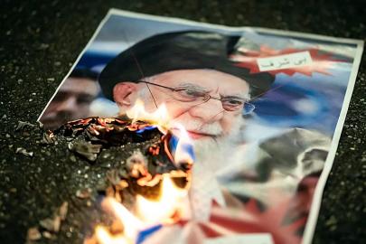 İran: Geniş çaplı protestolarda en az 3 bin 428 kişi hayatını kaybetti