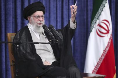 İran'da protestolar: Hamaney göstericileri Trump’ı memnun etmekle suçladı