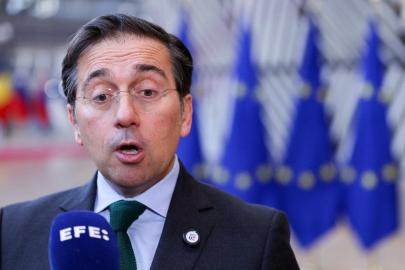 İspanya: Gerekirse NATO, Grönland'ın güvenliğini artırabilir