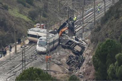 İspanya'daki demiryolu kazasında ölü sayısı 43'e yükseldi