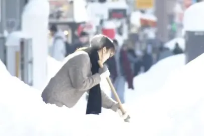 Japonya’da kar ulaşımı durdurdu: Binlerce yolcu havalimanında mahsur