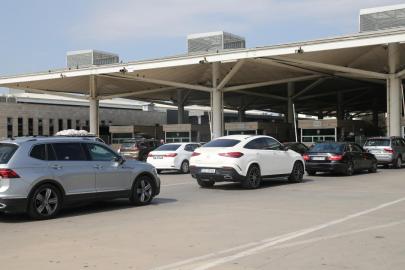 Kara sınır kapılarından 5 yılda 141,3 milyon yolcu geçti