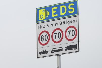 Kara yollarında 58 bin hız tabelası söküldü