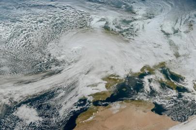 Kuzey Avrupa, Goretti Fırtınası'nın etkisi altına girdi