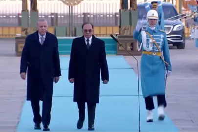 Malezya Başbakanı Enver İbrahim Külliye'de