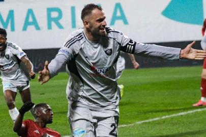 Mustafa Fettahoğlu 85'te attı, Erzurumspor FK liderliği ele geçirdi... Pendikspor - Erzurumspor FK maç sonucu 1-2