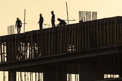 Ocak 2026 güven endeksleri: Hizmet ve inşaat sektörü yükseldi, perakende ticaret düştü