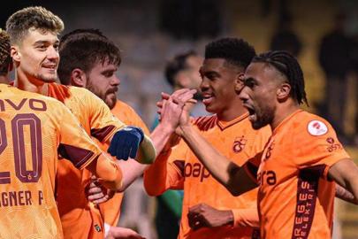 (ÖZET) Fırtına kupada plakayı yazdırdı, 6 gollü galibiyet... İstanbulspor - Trabzonspor maç sonucu 1-6