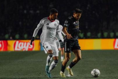 (ÖZET) Karabağ pes etmedi! Galibiyet golünü uzatmada buldu | Karabağ – Frankfurt maç sonucu: 3-2