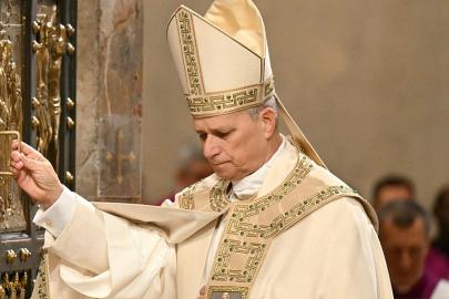 Papa Leo, Aziz Petrus Bazilikası’ndaki Kutsal Kapı’yı kapatarak Jübile yılını sonlandırdı