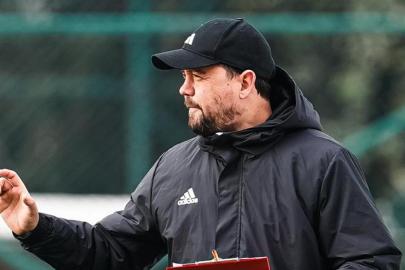 Pendikspor'da Uğur Uçar'ın sözleşmesi uzatıldı