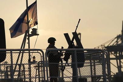 Rusya, Güney Afrika açıklarında Çin ve İran ortak tatbikatına katıldı