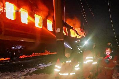 Rusya'dan Ukrayna'da yolcu trenine saldırı: 5 kişi hayatını kaybetti