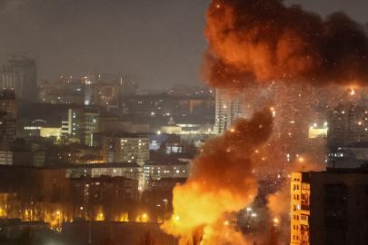 Rusya'dan Ukrayna'nın farklı bölgelerine hava saldırısı