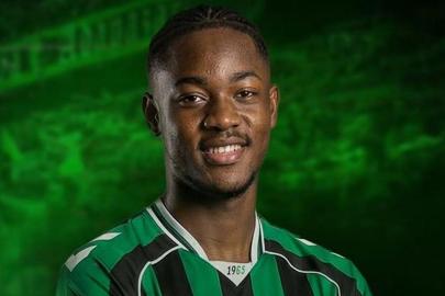 Sakaryaspor, Mohamed Hassan Fofana'yı renklerine bağladı