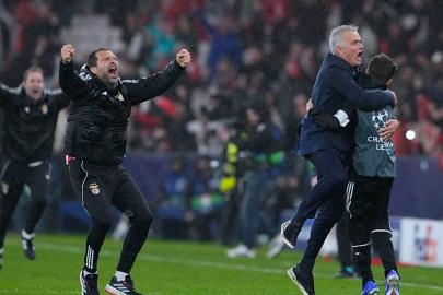 Şampiyonlar Ligi: Kaleci Trubin son saniye golüyle Benfica'yı kurtardı