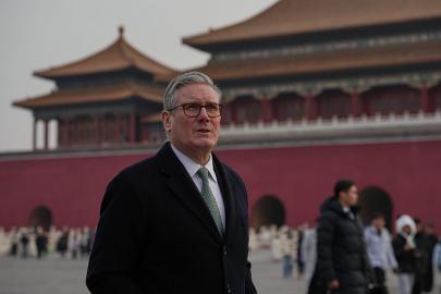 Starmer-Şi görüşmesi, İngiltere-Çin ilişkileri için ne anlama geliyor?