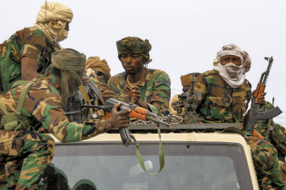 Sudan'daki savaş sınır aştı: Hızlı Destek Güçleri Çad'a girdi