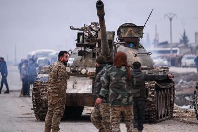 Suriye ordusu, adım adım Rakka'ya doğru ilerliyor