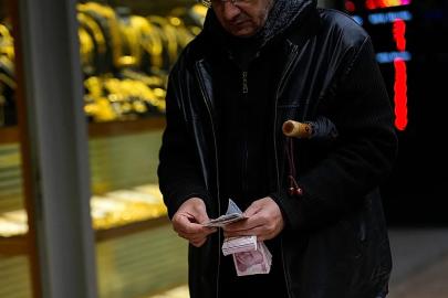 TBMM'de kabul edildi: En düşük emekli maaşı 20.000 TL oldu