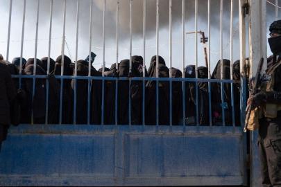 Terör örgütü DEAŞ mensuplarının tutulduğu Hol Kampı'nda güvenlik üst seviyede