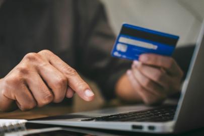 Ticaret Bakanlığı’ndan e-ticarette fahiş fiyata sıkı müdahale