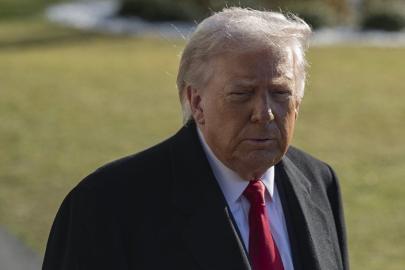 Trump: İran'da göstericiler asılmaya başlarsa çok sert önlemler alırız