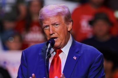 Trump: NATO'yu güney sınırımızdaki kaçak göçmenlerden korumaya zorlamalıydık