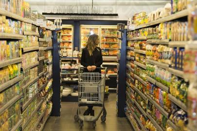 Tüketici güven endeksi ocakta aylık bazda arttı