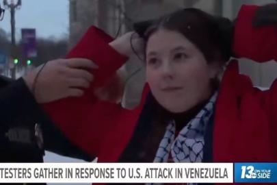 Venezuela konusunda Trump'ı eleştiren aktivist röportaj sırasında tutuklandı