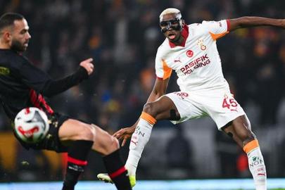 Victor Osimhen ‘Ben buradayım’ dedi! İnanılmaz bir gol attı, herkesin ağzı açık kaldı