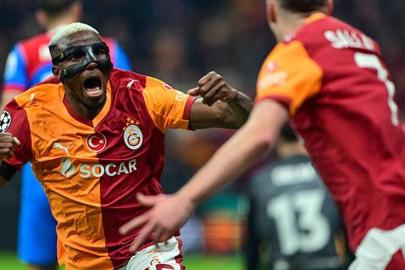 Victor Osimhen geri döndü