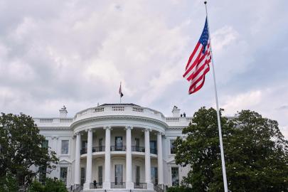 Washington'dan İran hamlesi: Ticaret yapan ülkelere ağır vergi