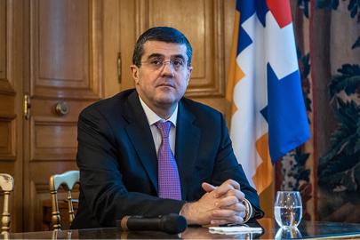 Azerbaycan, eski Karabağ liderlerini ömür boyu hapis cezasına çarptırdı