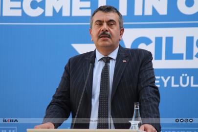 Bakan Tekin: Deprem bölgesinde eğitim altyapısı yeniden inşa ediliyor