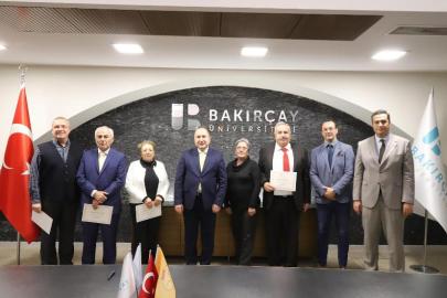 Bakırçay Üniversitesi  ile Reha Necla Midilli Eğitim ve Yaşlı Evi Vakfı  Arasında İş Birliği Protokolü İmzalandı