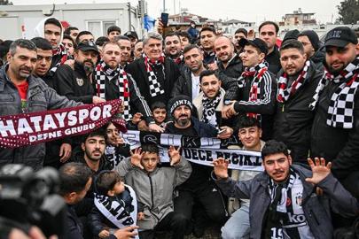 Beşiktaş Kulübü Başkanı Adalı, depremzedelerle bir araya geldi