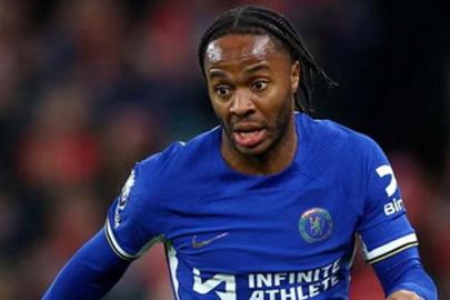 Chelsea’den ayrılan Raheem Sterling, Feyenoord’a imza attı!