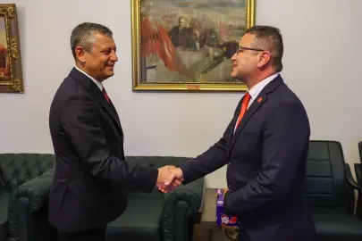 CHP Genel Başkanı Özgür Özel’e Kumluca raporu... Afetlerin vurduğu üretime acil destek çağrısı