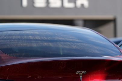 Çin’den elektrikli araçlarda güvenlik adımı: Gizli kapı kolları tarihe karışıyor