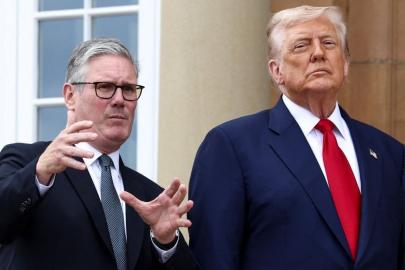 Donald Trump ile Keir Starmer telefonda görüştü