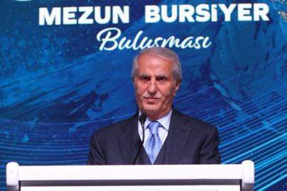 Eğitimi merkeze alan İbrahim Çeçen Vakfı 22 yaşında