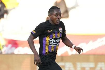 Eyüpspor’da Prince Ampem, Shanghai Port’a transfer oldu!