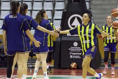 Fenerbahçe Opet üst üste 6. kez Final Four'da! Fenerbahçe Opet - Spar Girona maç sonucu 58-65